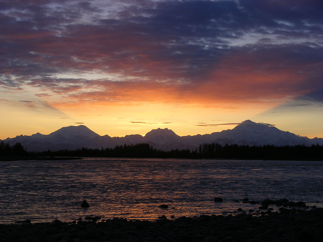 Alaska Cottonwood Lodge
